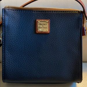Navy Dooney & Bourke leather crossbody bag.